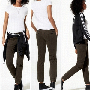 Aritiza "Golden Tna" Heroic Khaki Joggers